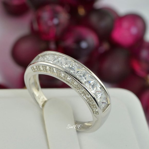 New His Hers Princess Cut Lab Diamond Wedding Engagement Ring Set - Picture 7 of 11